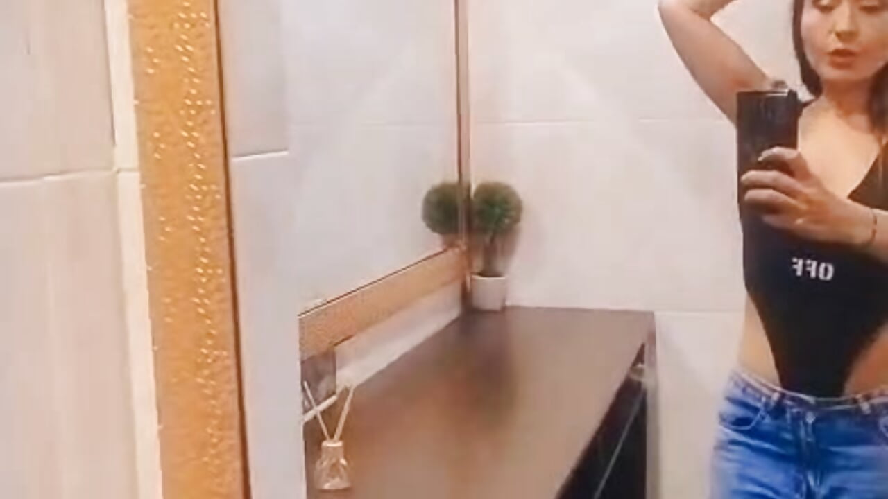 I'm your rich mamasita - clip cu VickyVentura model videochat