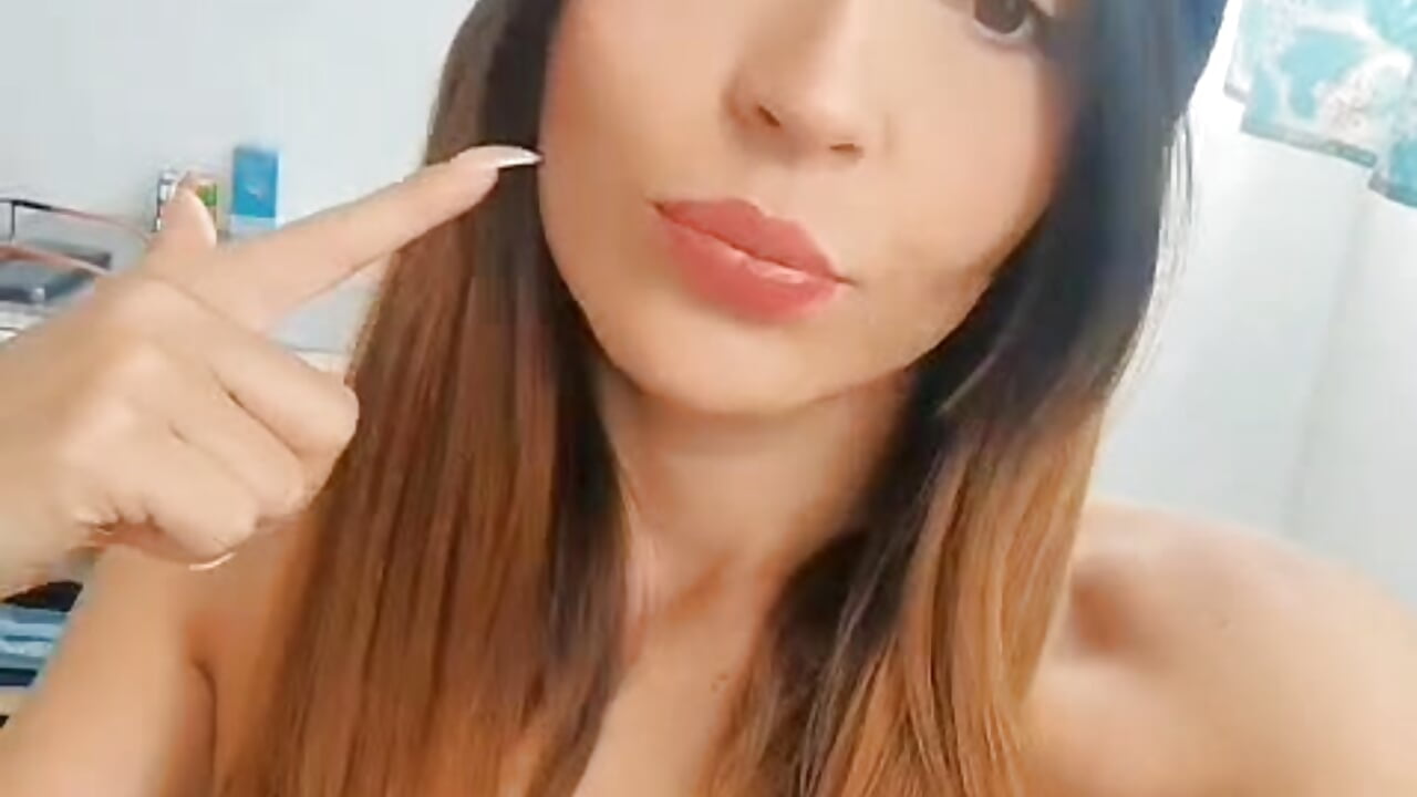 Give me your like, or rather, your little heart. - video by VickyVentura cam model