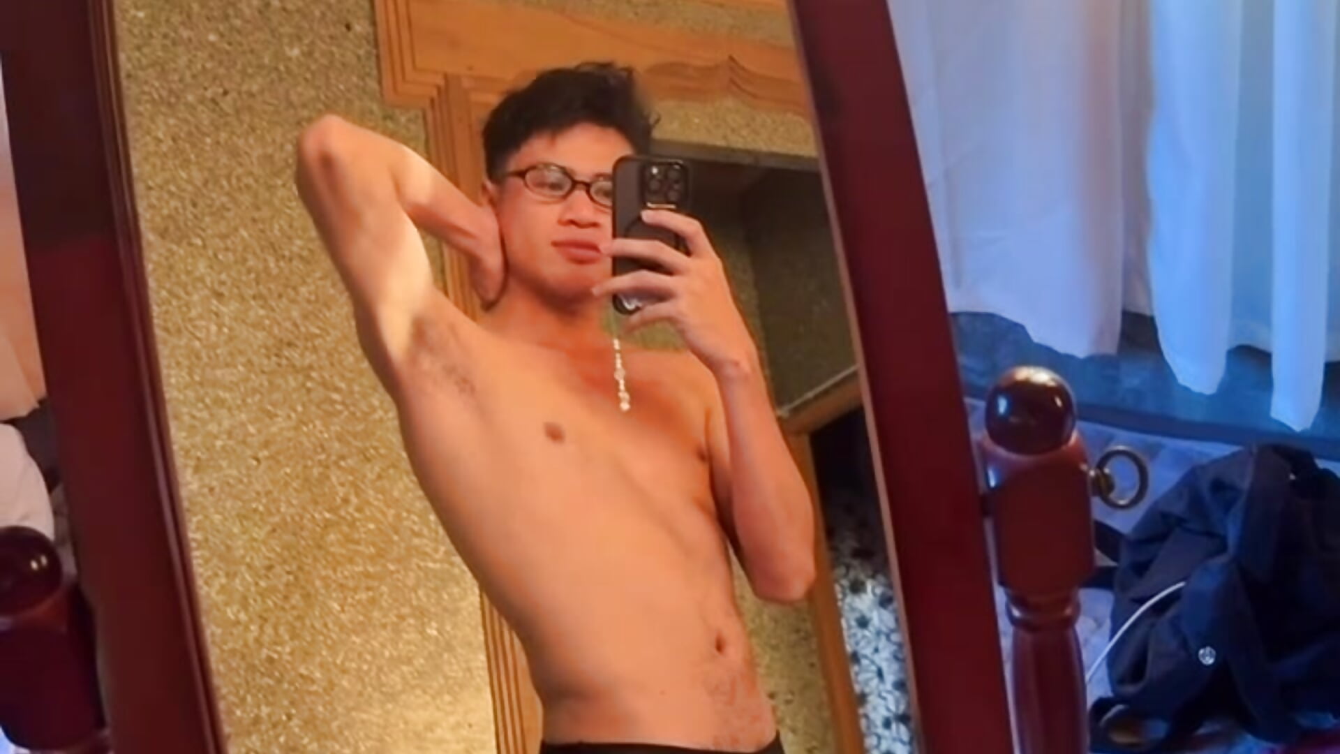 Thirsty - video by urbillyboi cam model