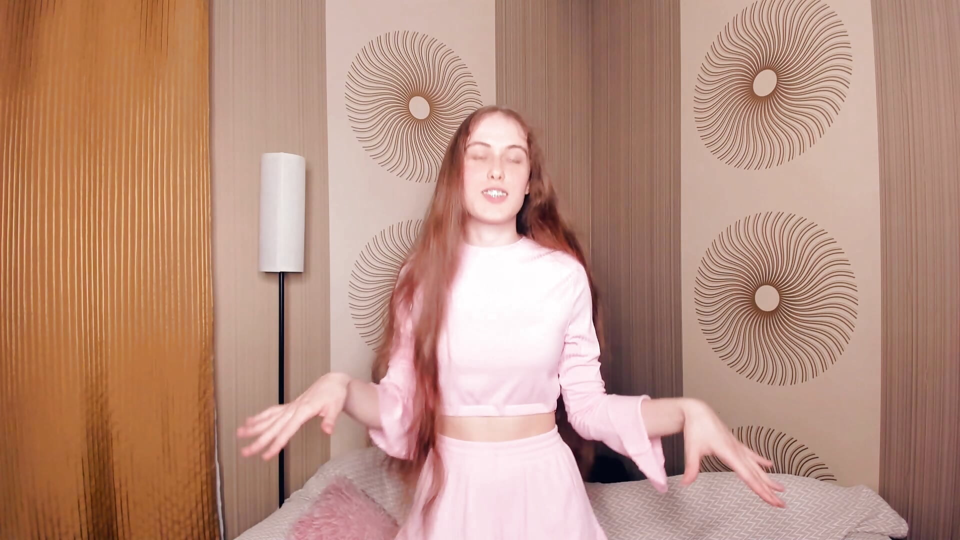 Dance dance – video af BereniceElswick