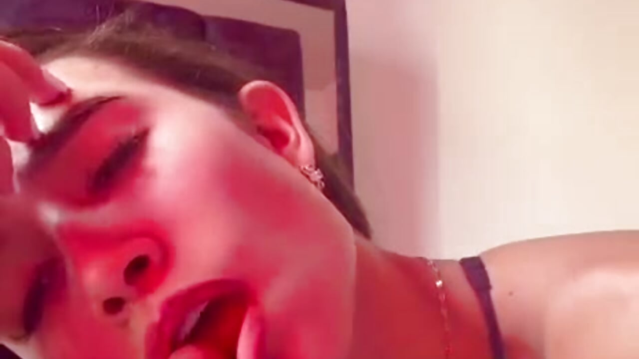 Delicious blowjob with dirty talk 🍆👀