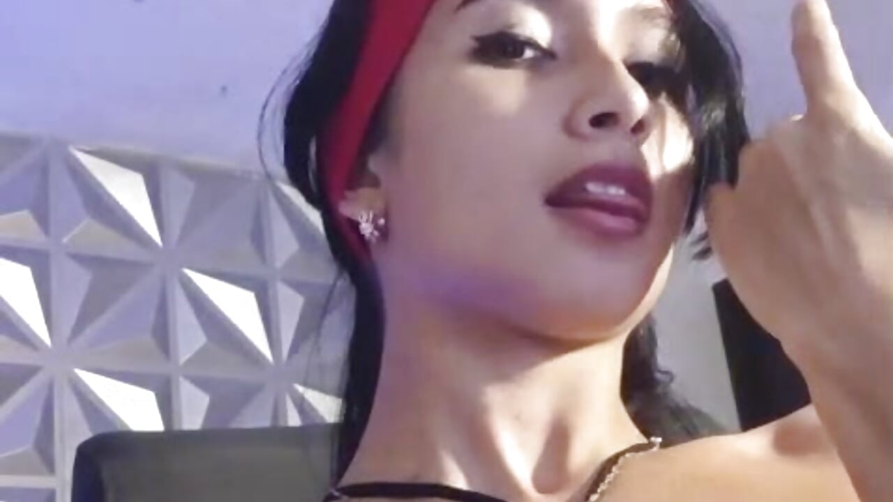 Teasing u - vidéo du modèle de showcams hellen_tease