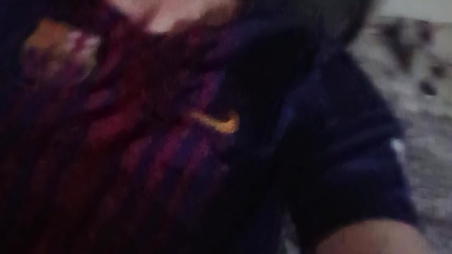 1000001931 - video by piloou cam model