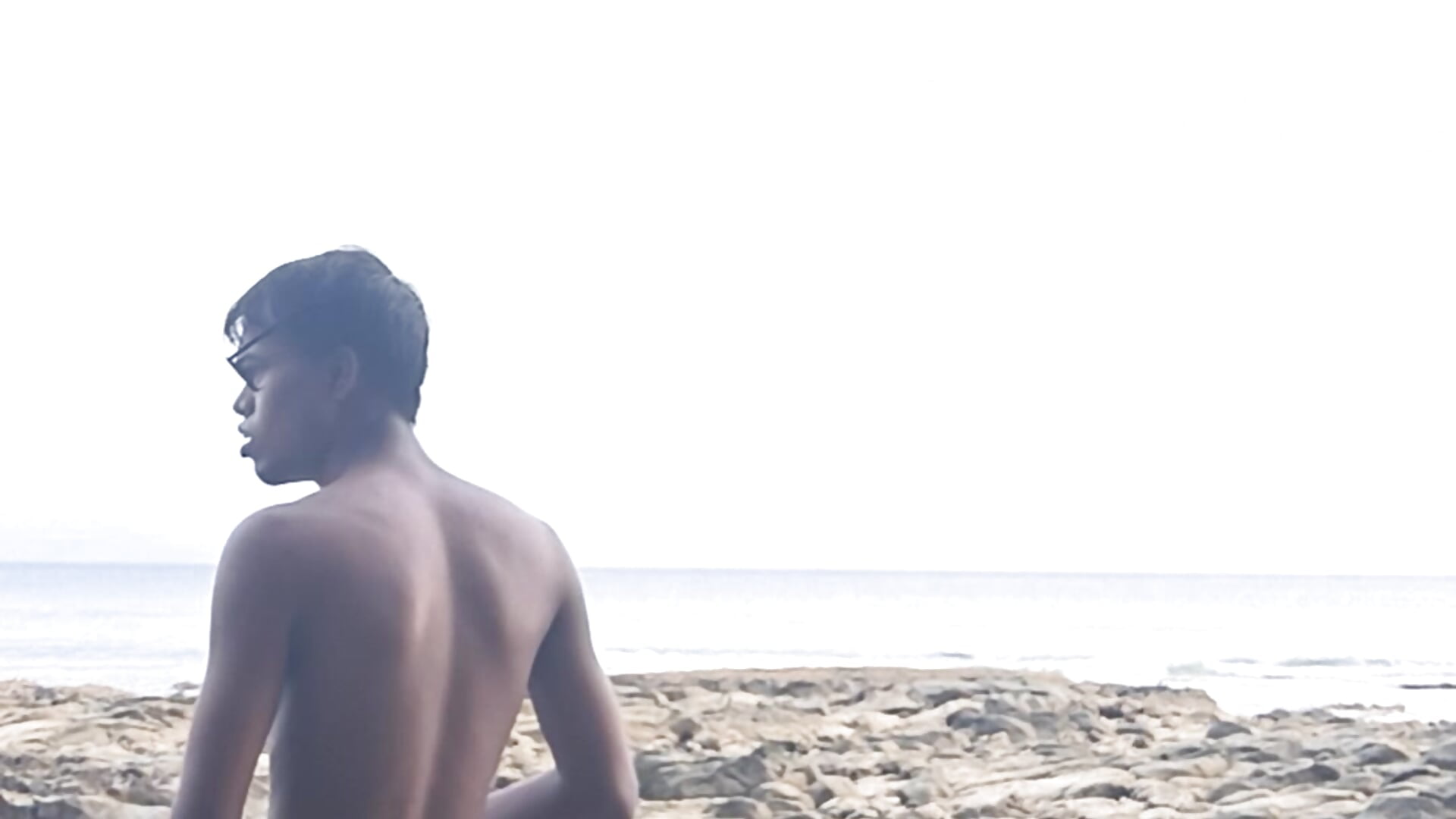 Jerking off full naked  in public - video by samii123098