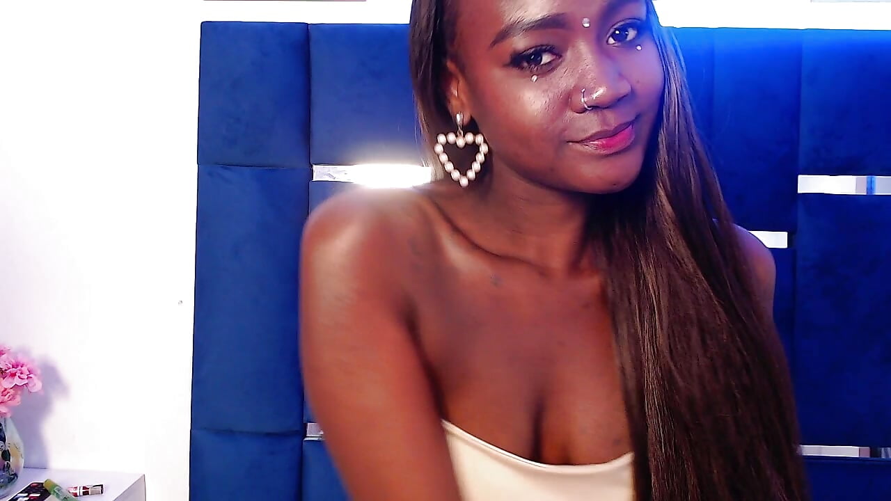 Flirtatious with my piercing - video by Alana-Jonness cam model