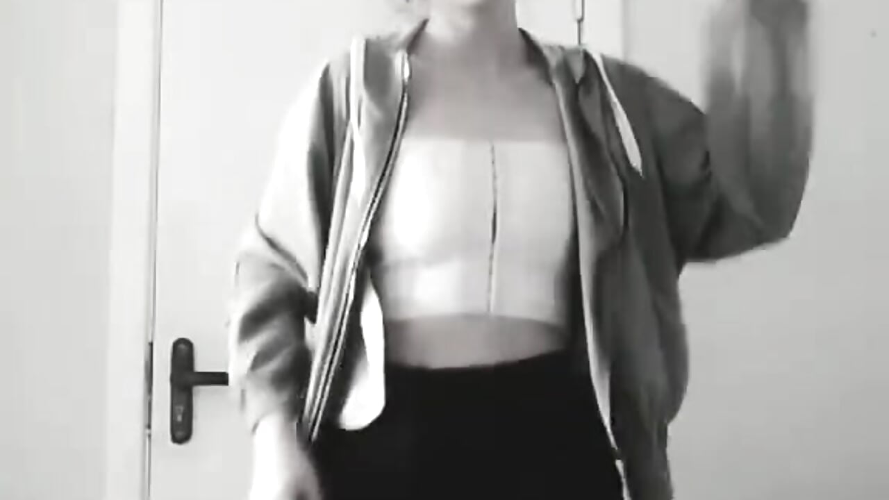 My dances - video by AlbertaClack cam model