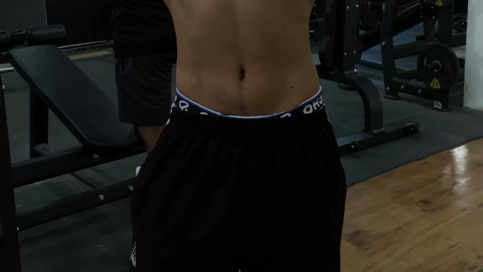 Biceps 💪 - video by fit201 cam model