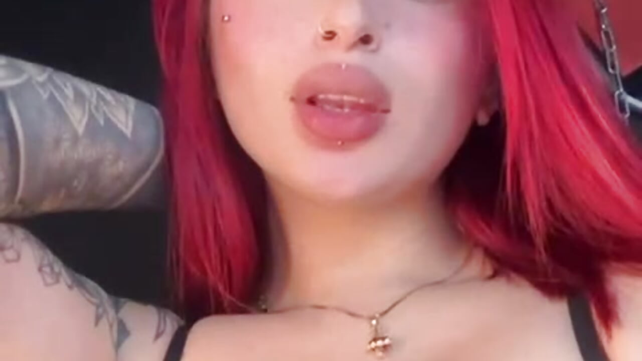 SCARLETT SEXY - video by scarlett_Collinss cam model