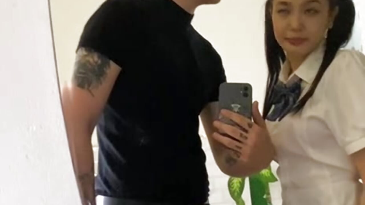 Kiss 2 - video by Alya_and_Max cam model