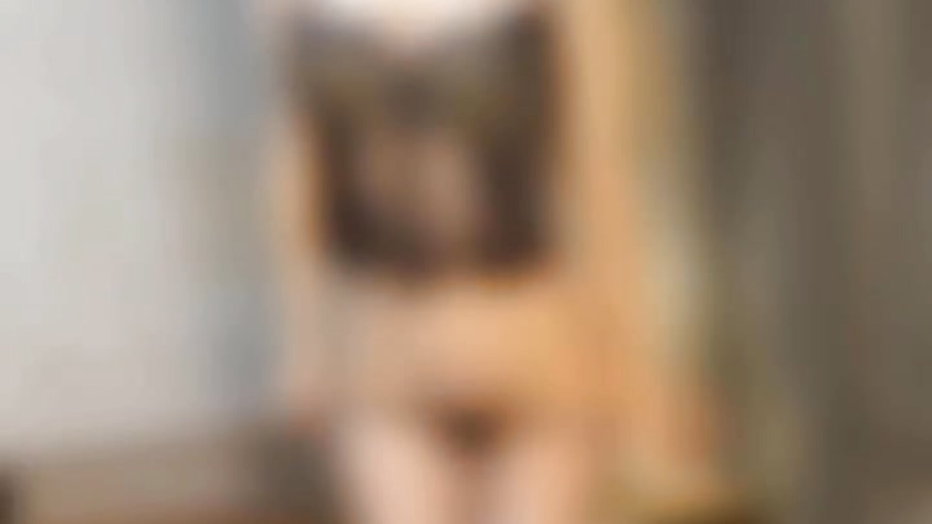 Previous Emily shows off and plays with Lovens - فيديو من Emily0303 موديل الكام