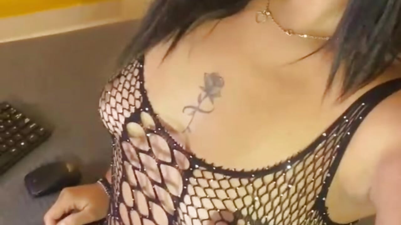 Give me a kiss 💋 - video by Bela_Jones cam model