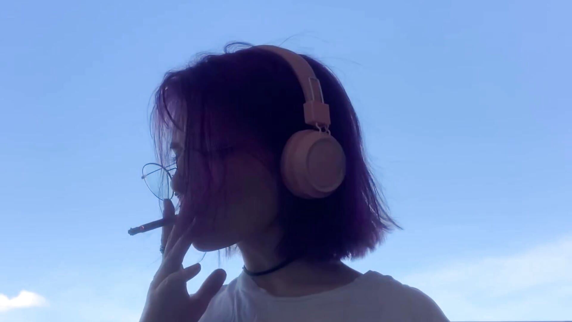 time to smoke – video af LizzySimpson