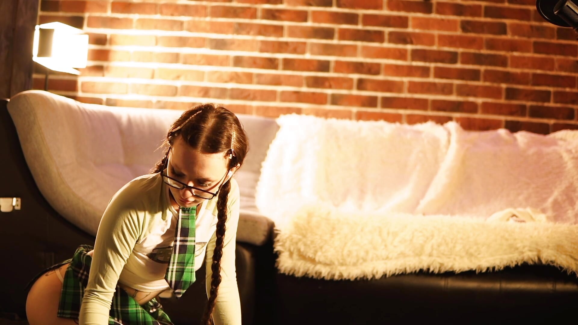 Schoolgirl Mila scrubs the floor😋🥰 - video by midnight_girls cam model