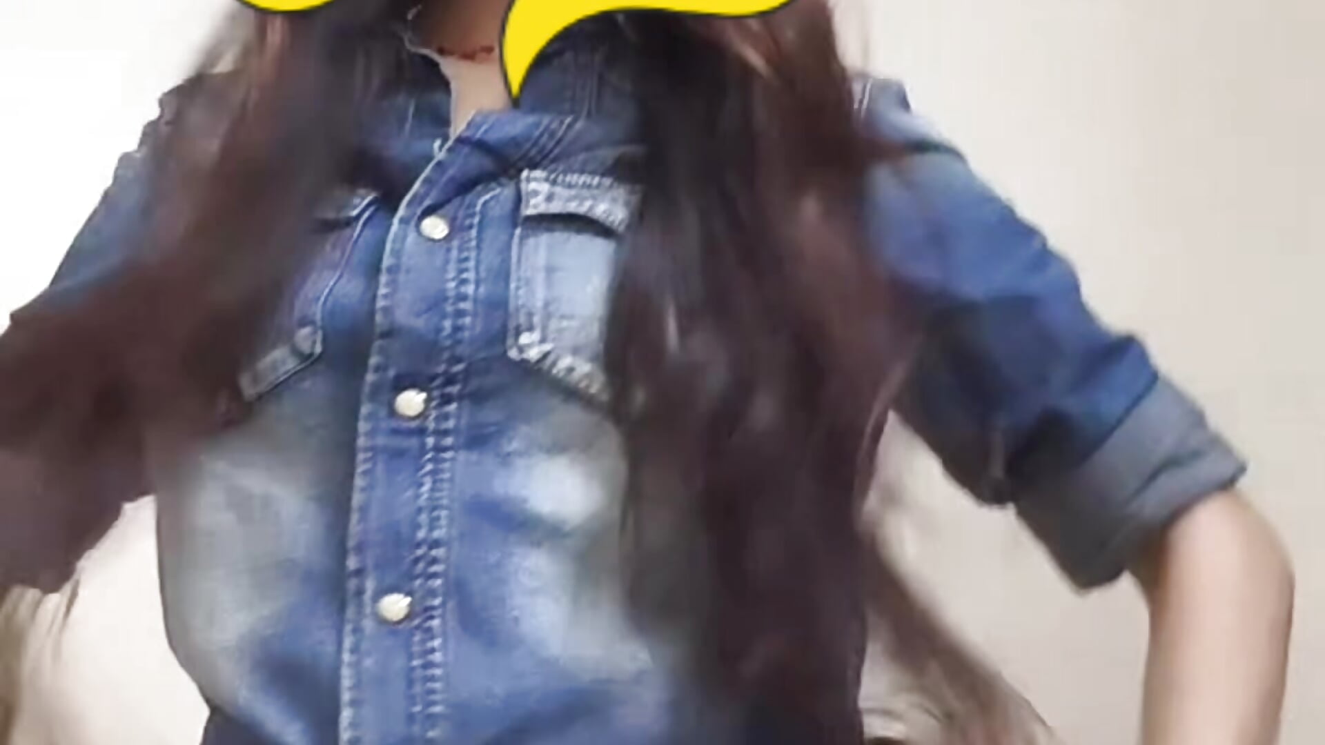 1000050452 - video by Princess_payal cam model