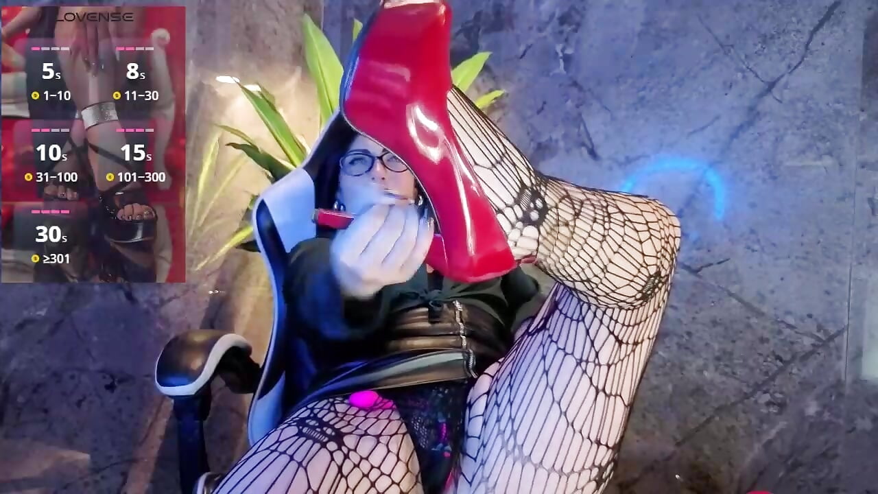 JOI+REDH- HEELS