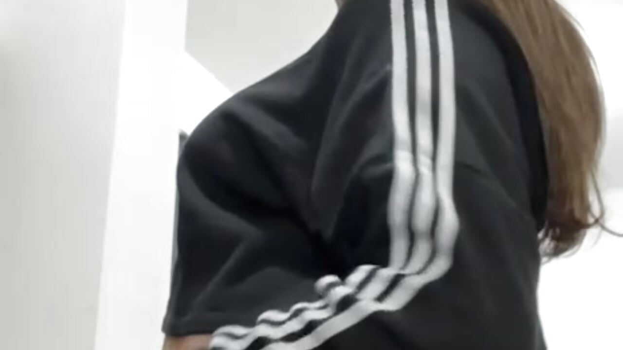 at home - відео від вебкаммоделі Mia_for_you_lovee