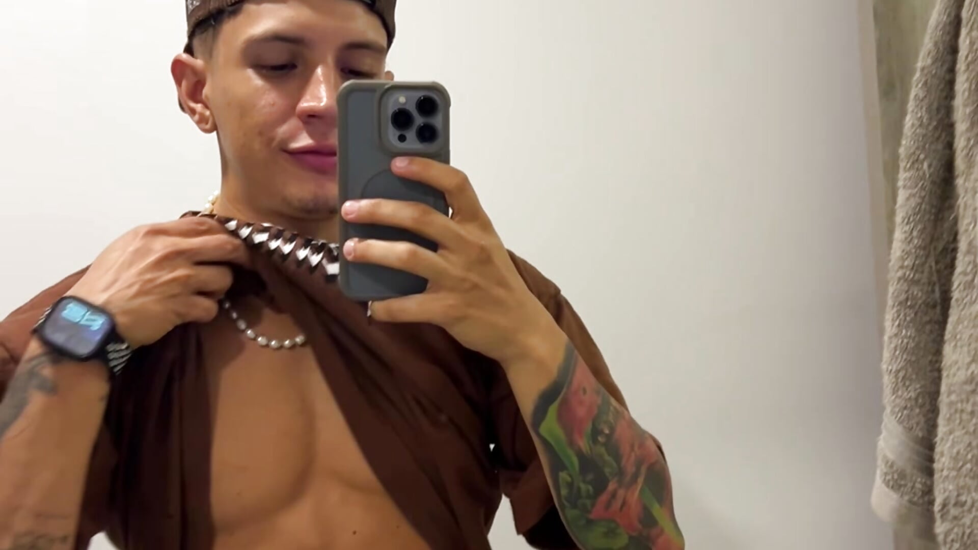 F371A2C9-4346-4DAD-AD1D-34BE2B5AC062 - video by Bartblake cam model