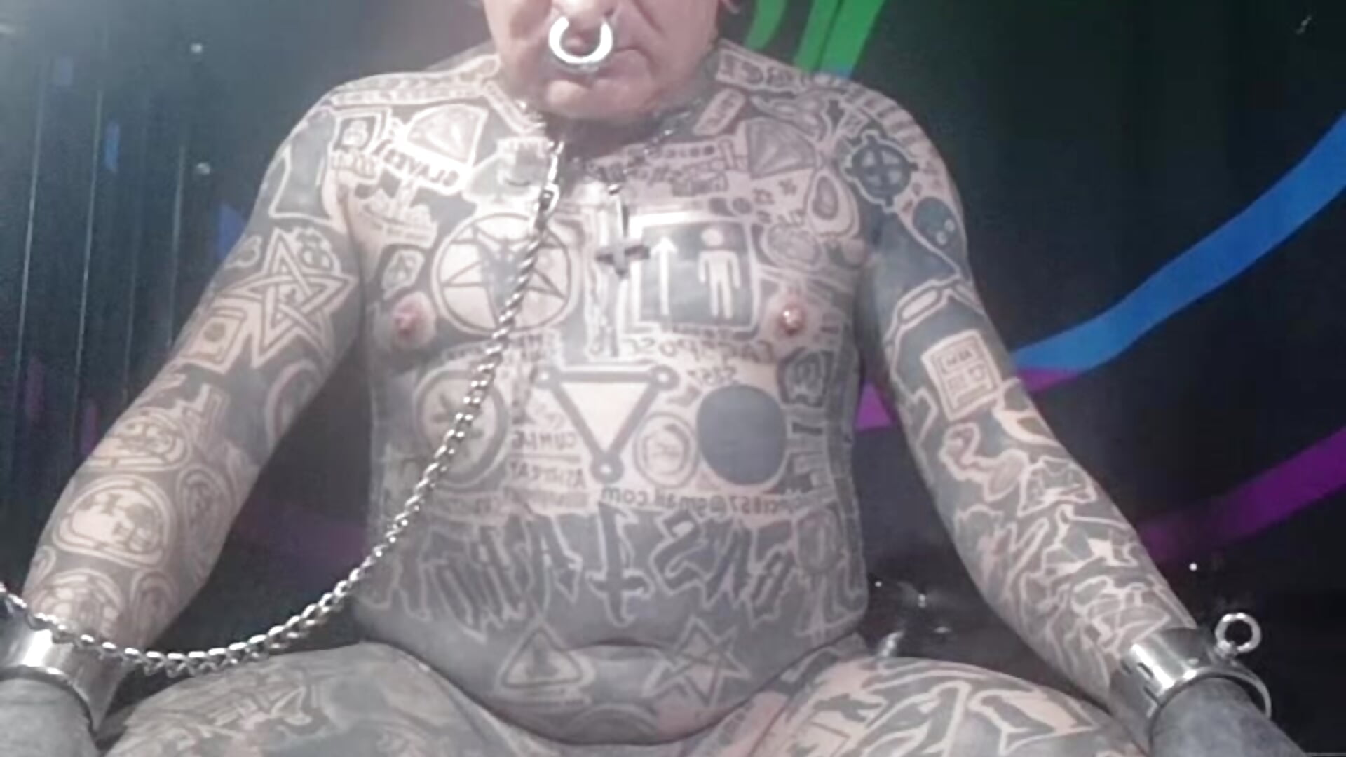 object857 begs MaSSters to take object857 away to CIS24/7/365 - відео від вебкаммоделі object857