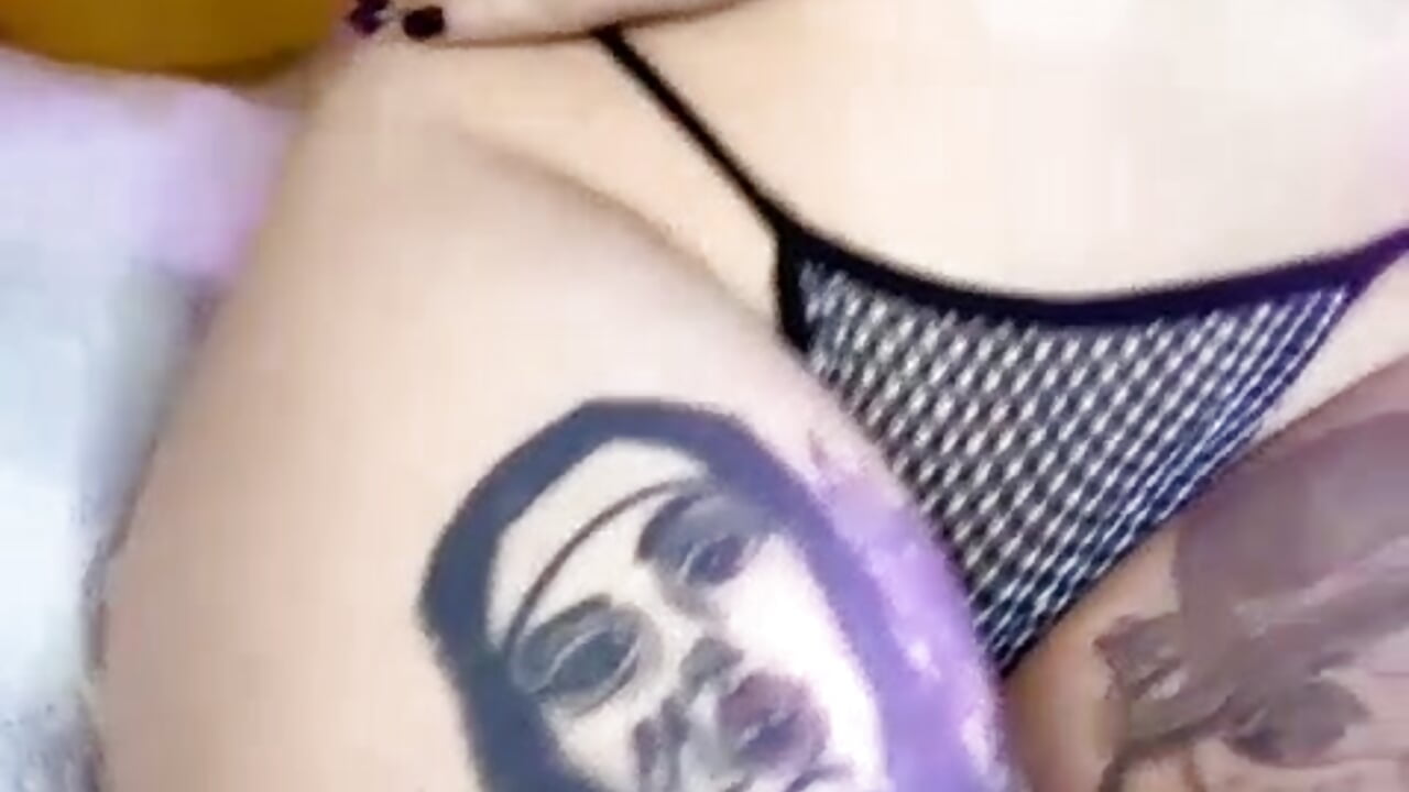 VID-20240207-WA0057 - Video von _Alaskamisa Cam-Model