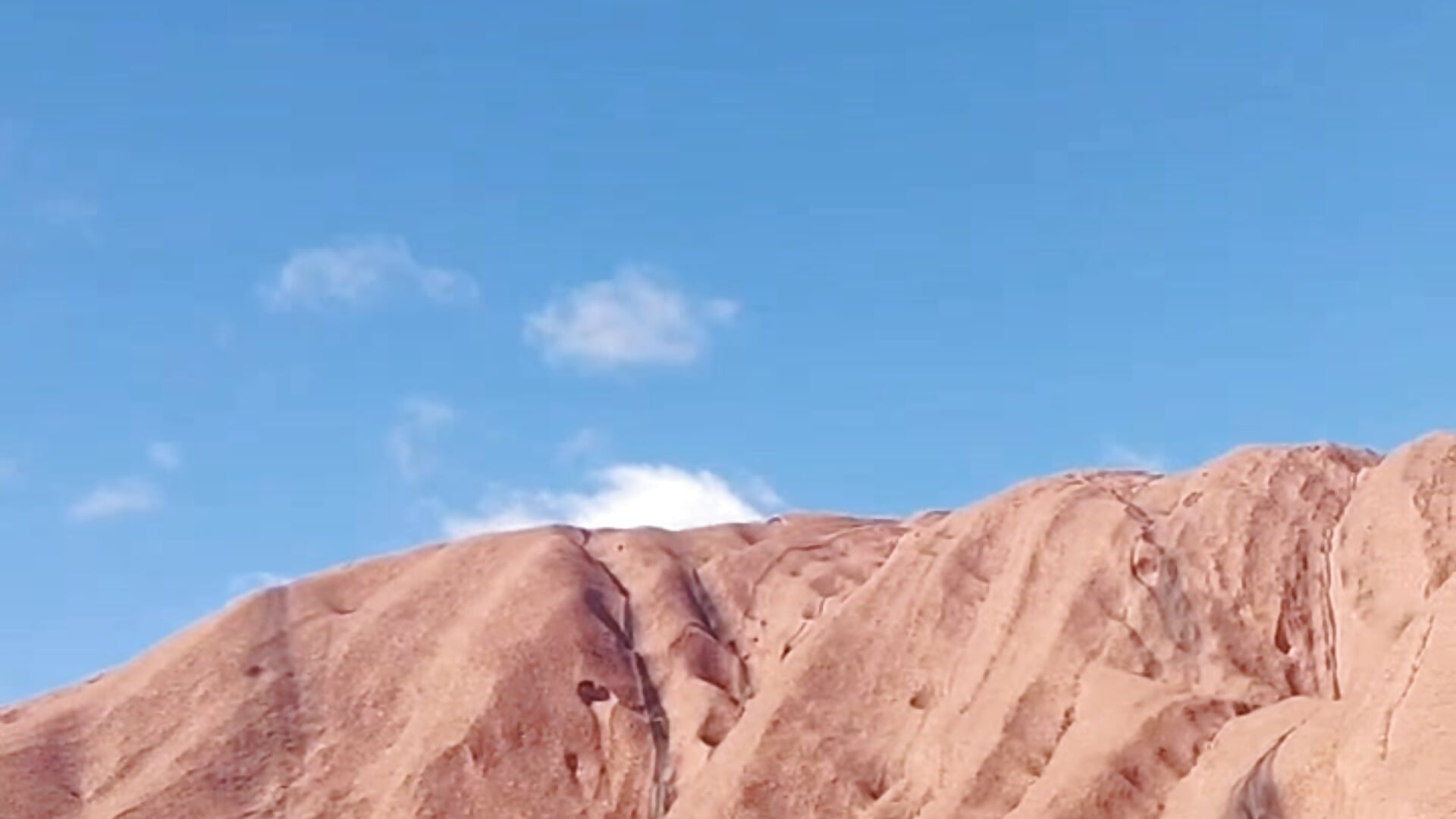 2e3a8418b80b44e89c84d834ba968f16 - video av AKO_o0 cam-modell