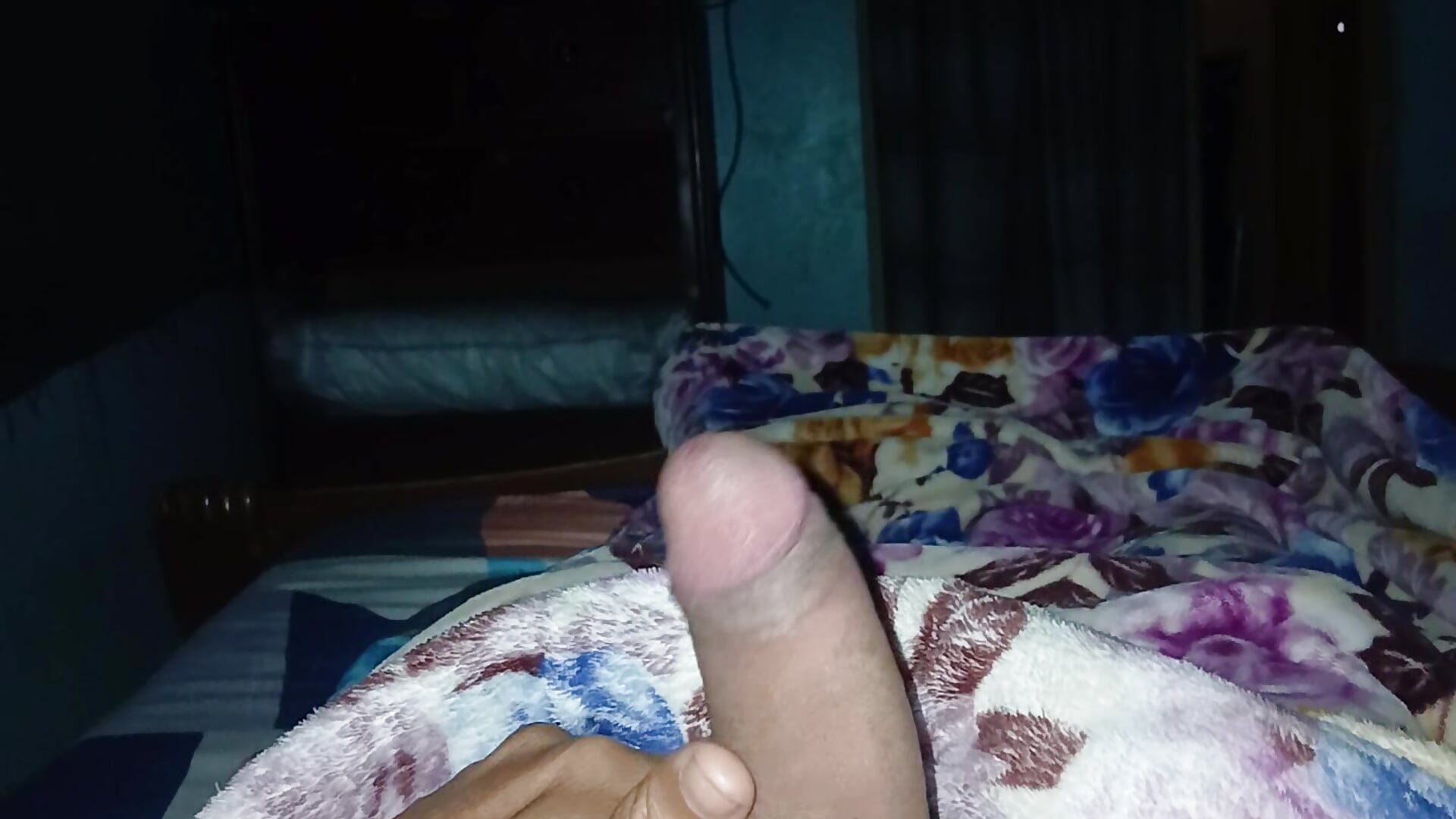 1000130577 - video by cristian07_ cam model