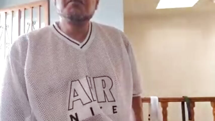 Speaking dirty in Spanish while I masturbate