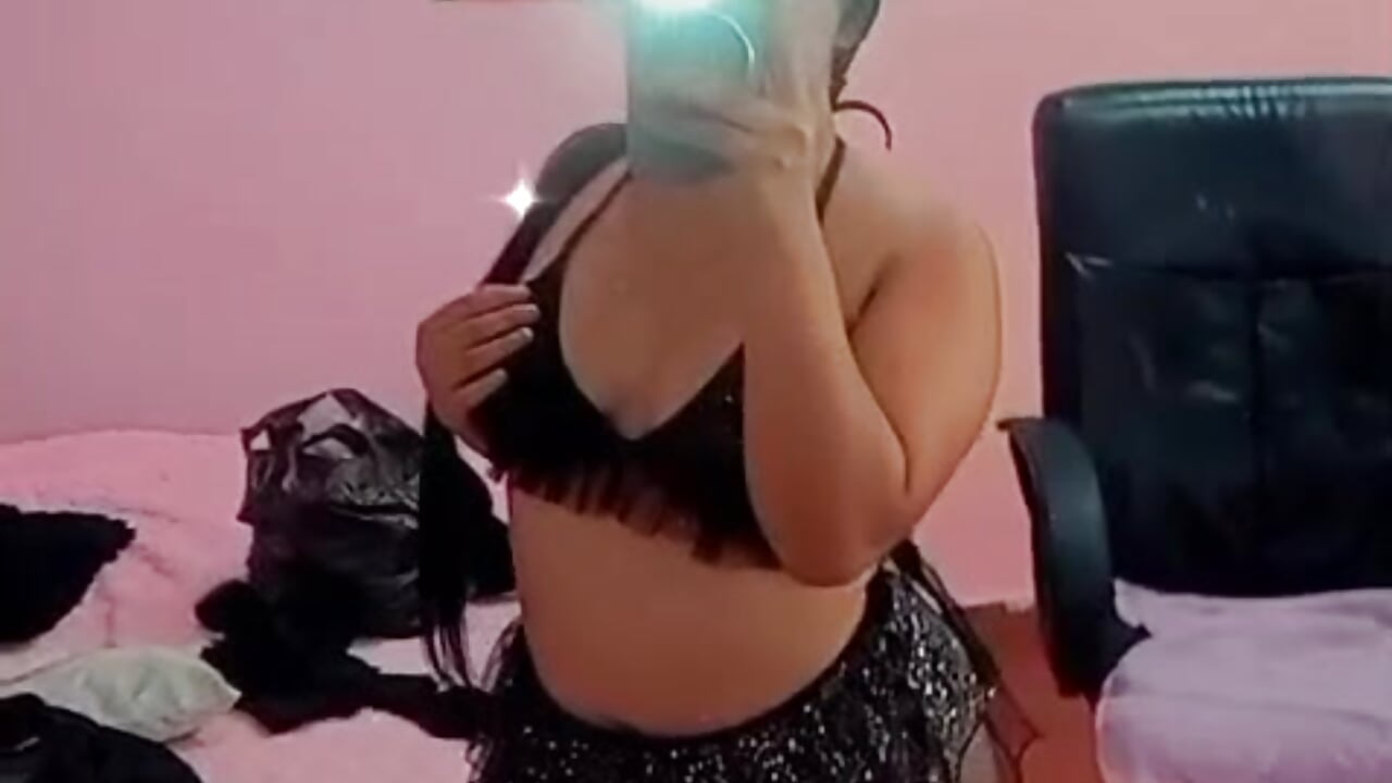 WhatsApp Video 2026-04-15 at 1,50,10 PM - Video von tinisweet Cam-Model