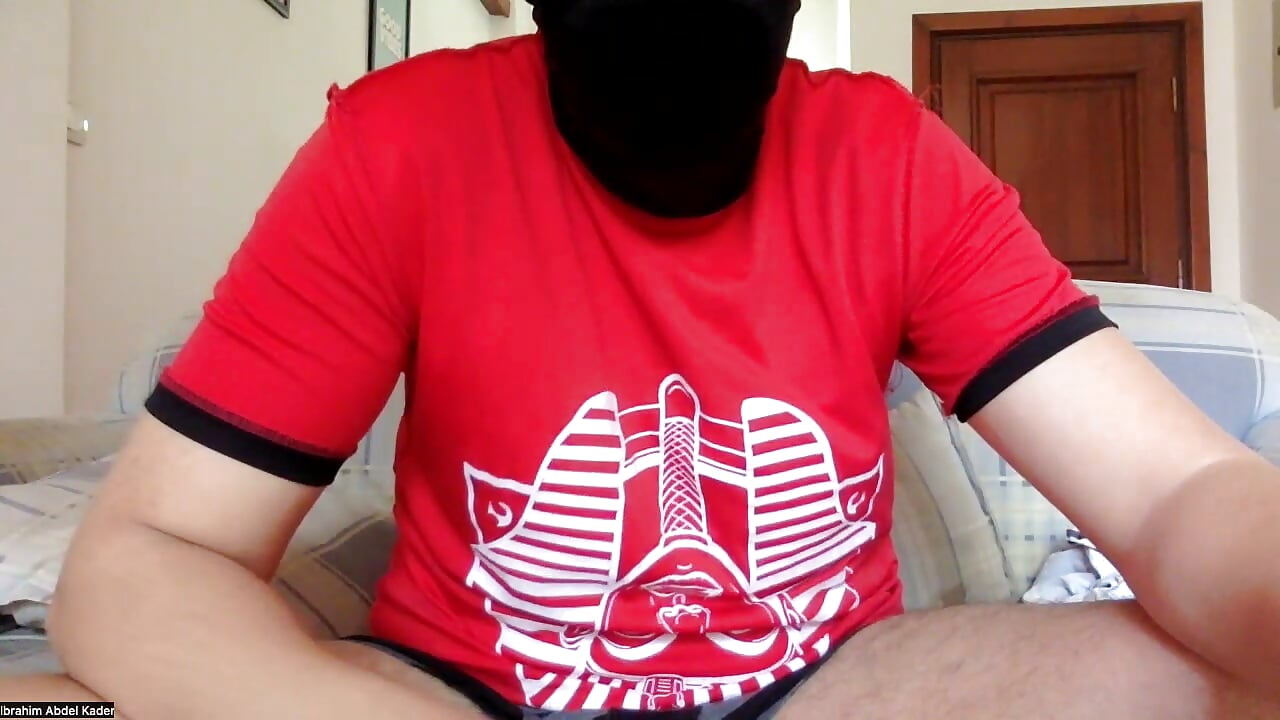 Hii - vidéo du modèle de showcams CaiBull