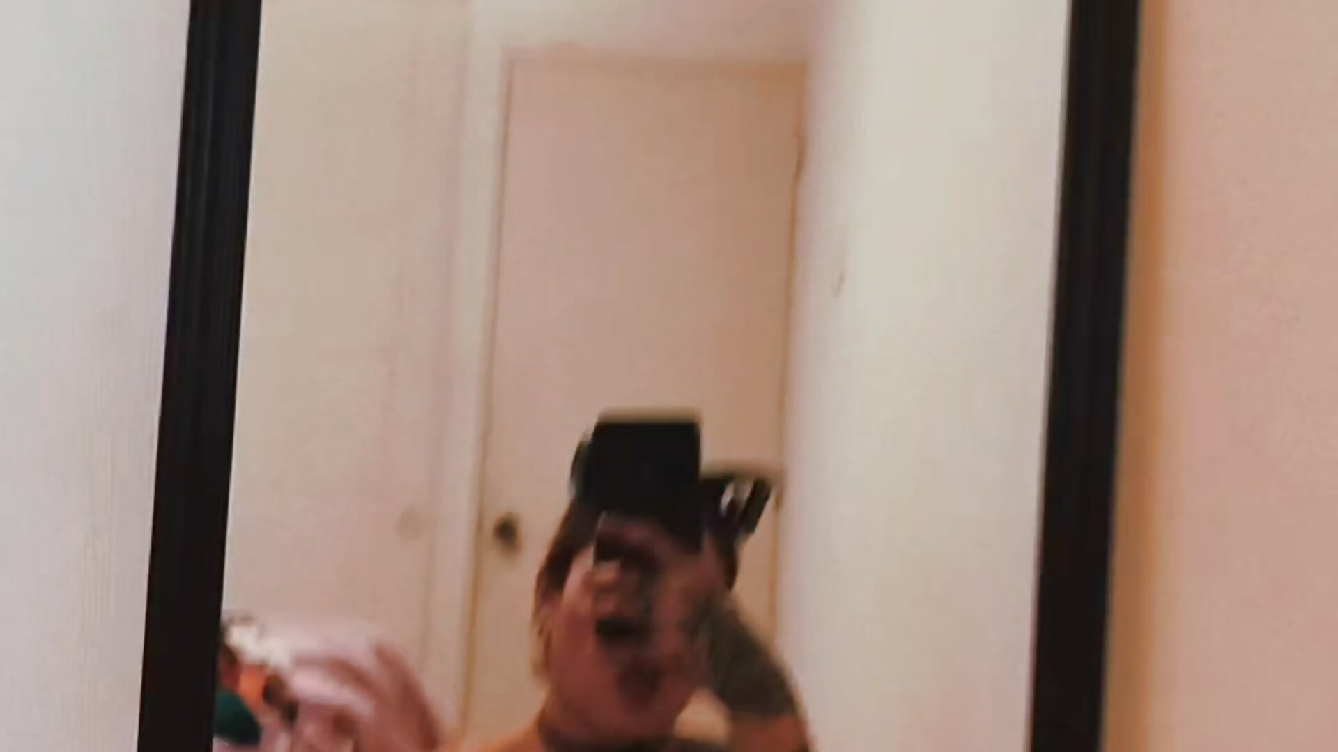 Auu - video by xjuanaxmaldadxxx cam model