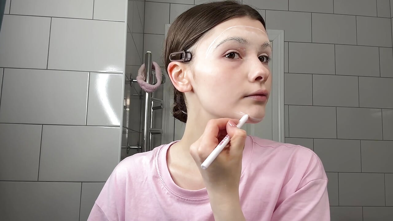 Doing Full Face Clown Makeup - Zoe_Vee主播的视频