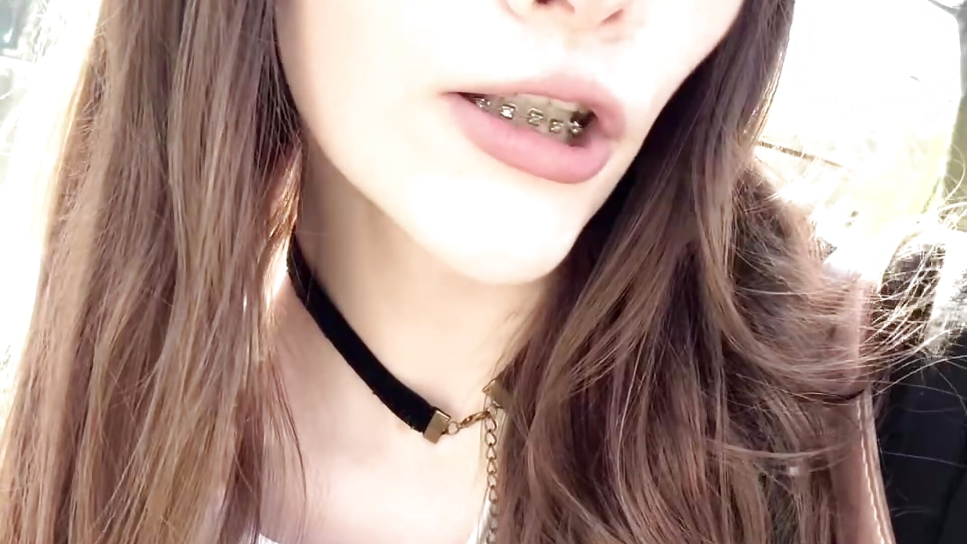 one more lip sync please! - video của người mẫu cam Zoe_Vee