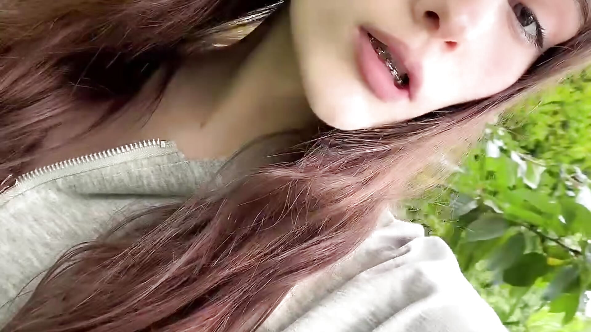 Proof that the best days don’t need city lights 🍓🌼 - відео від вебкаммоделі Zoe_Vee