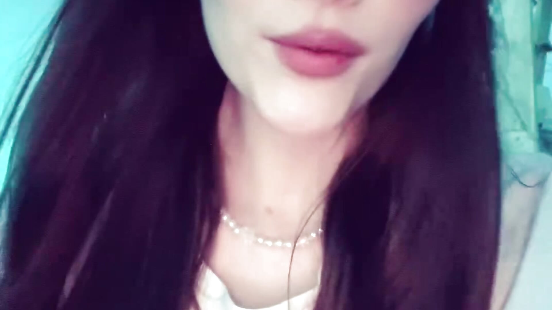 Sweet on the outside , trouble on theinside hehe - video by Zoe_Vee cam model