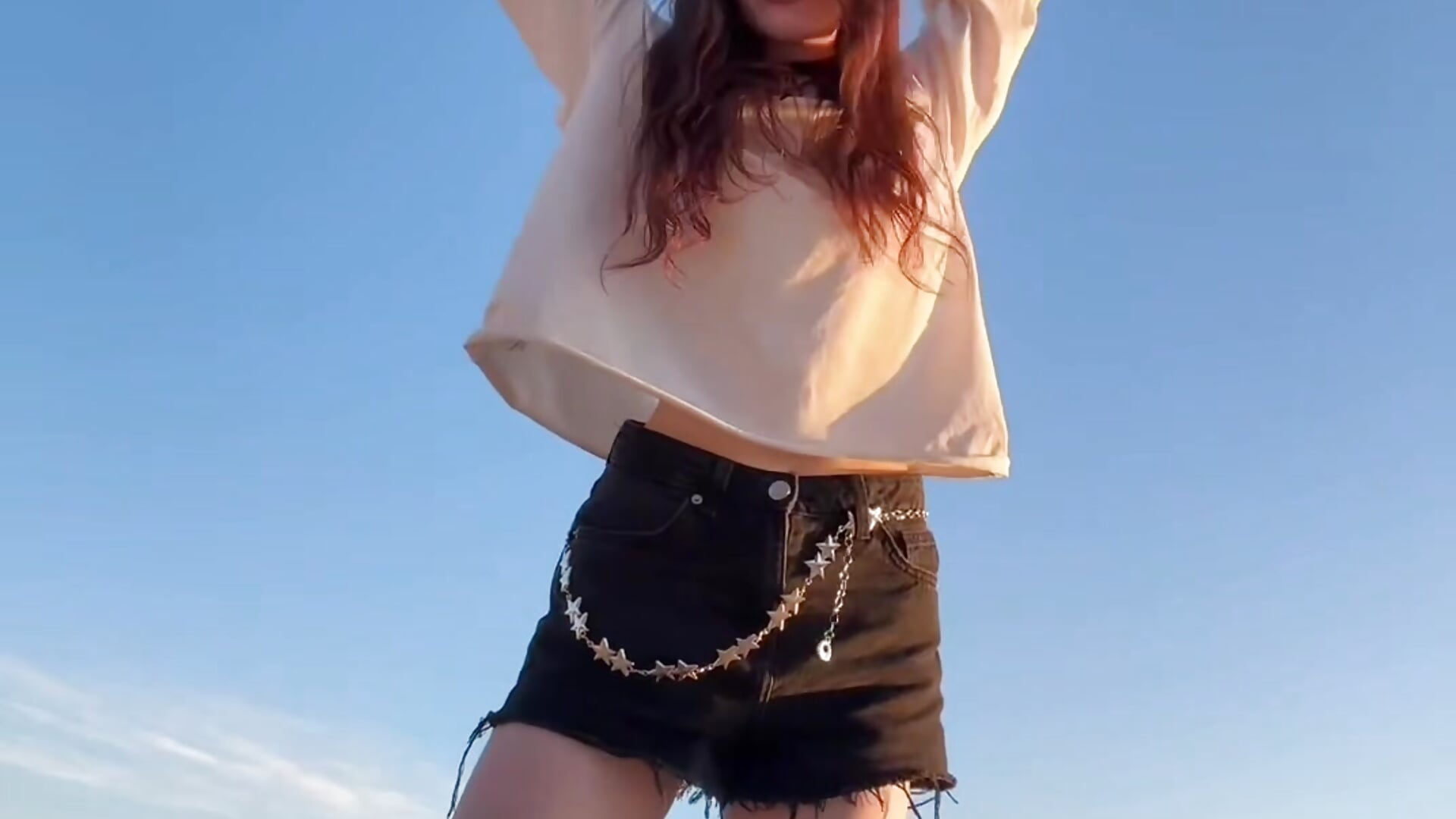 Salty hair happy heart and zero regrets 🌊 - відео від вебкаммоделі Zoe_Vee