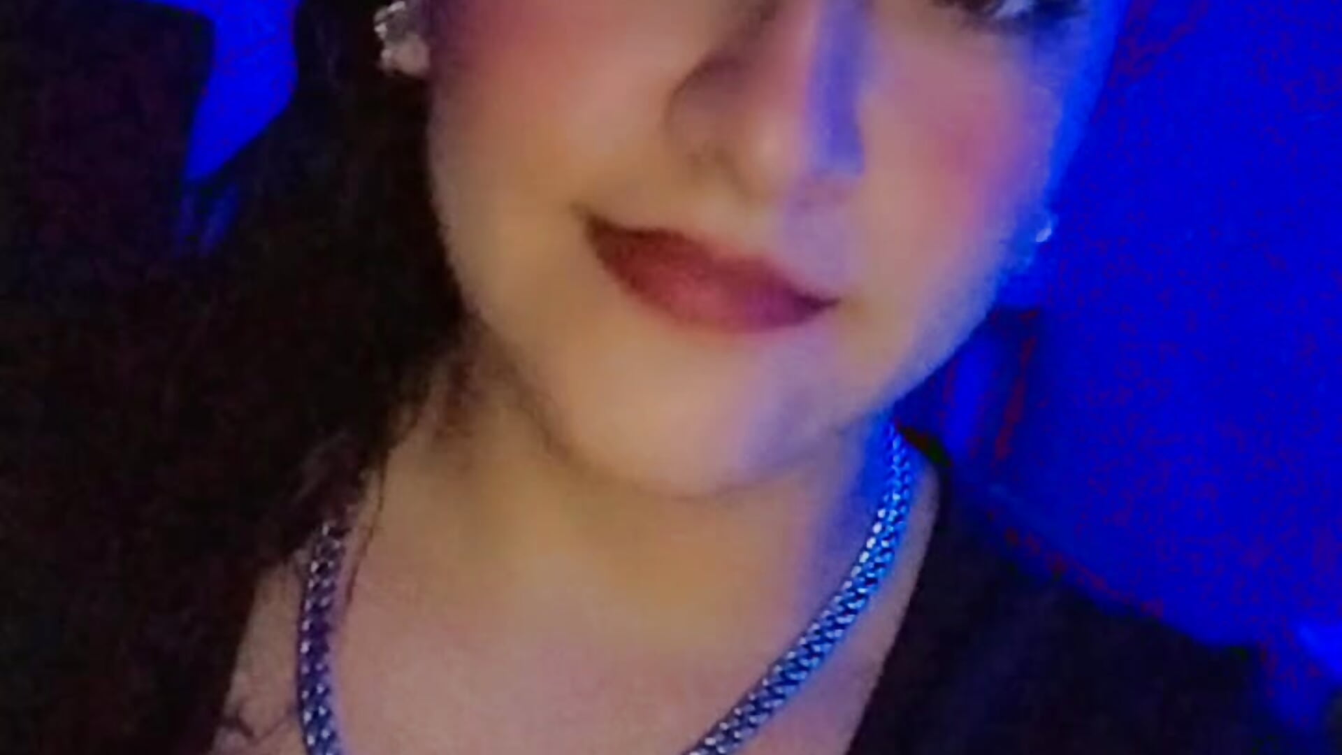 1000081828 - vídeo de la modelo de cam Madissonkings_