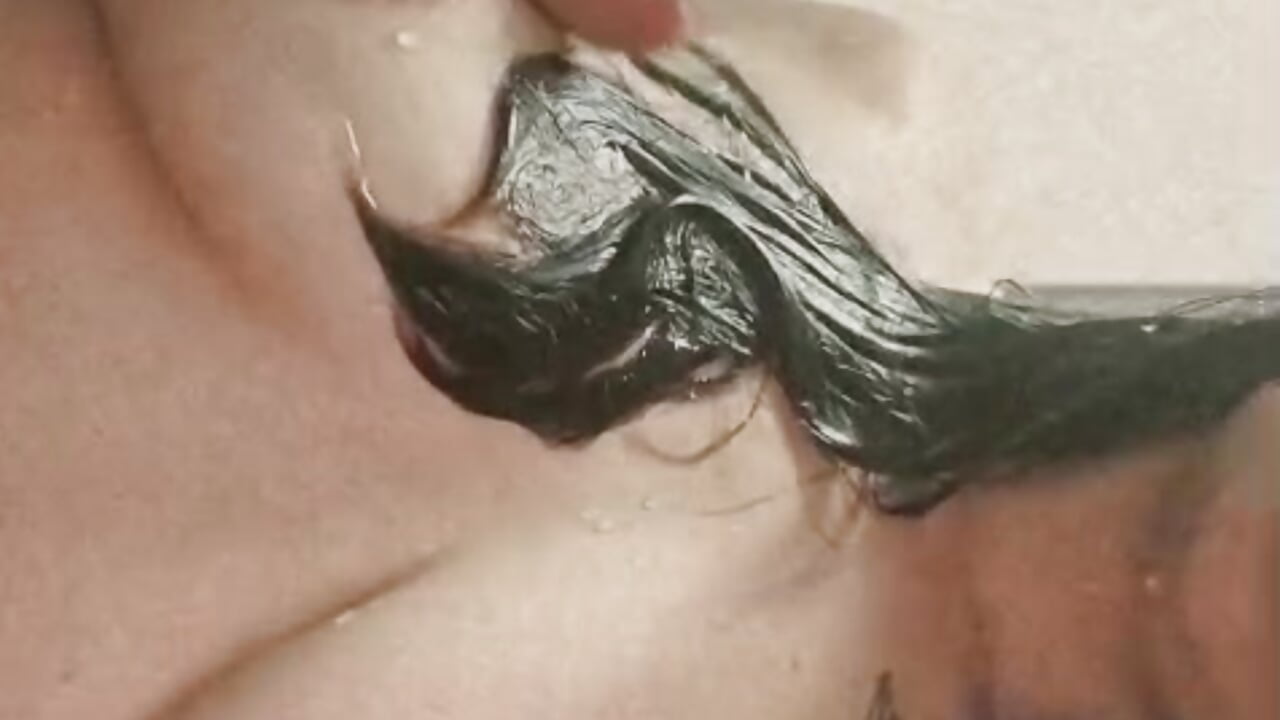 Shower time - video by stivenlujan69 cam model