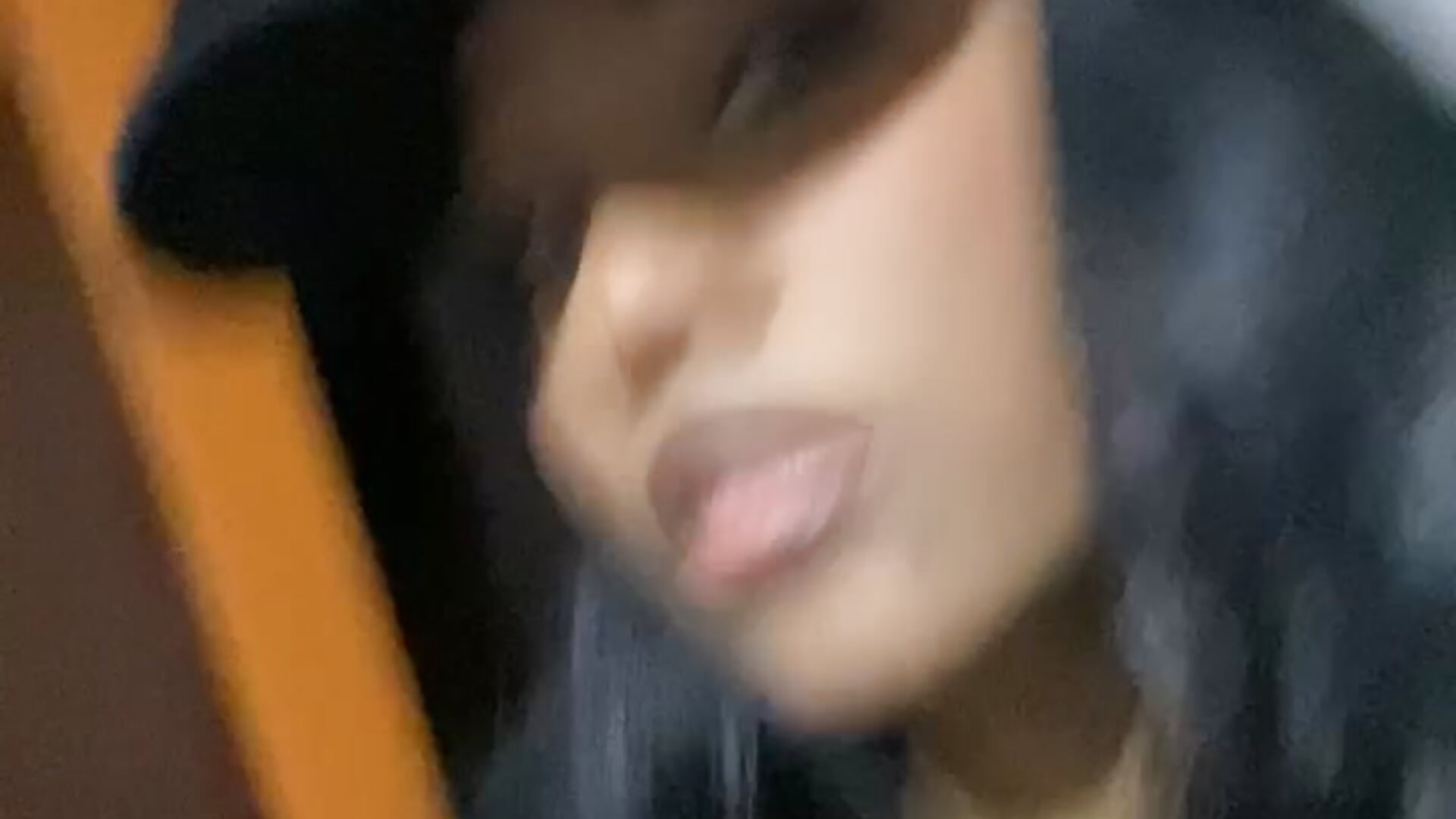 93CDAB89-70E9-4791-86DD-179BBA743761 - video by Elsie_morris12 cam model