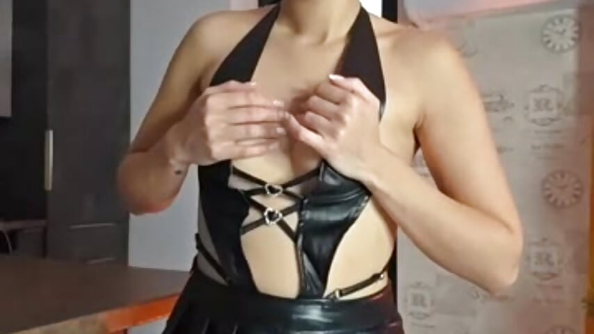 Black silk dress and a cute topples moment - NaughtyChloe 캠 모델의 동영상