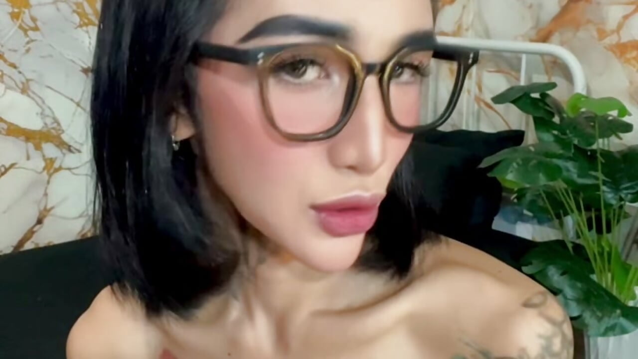 All I want in life is to be hugged by you. - video oleh redhotties kamera model