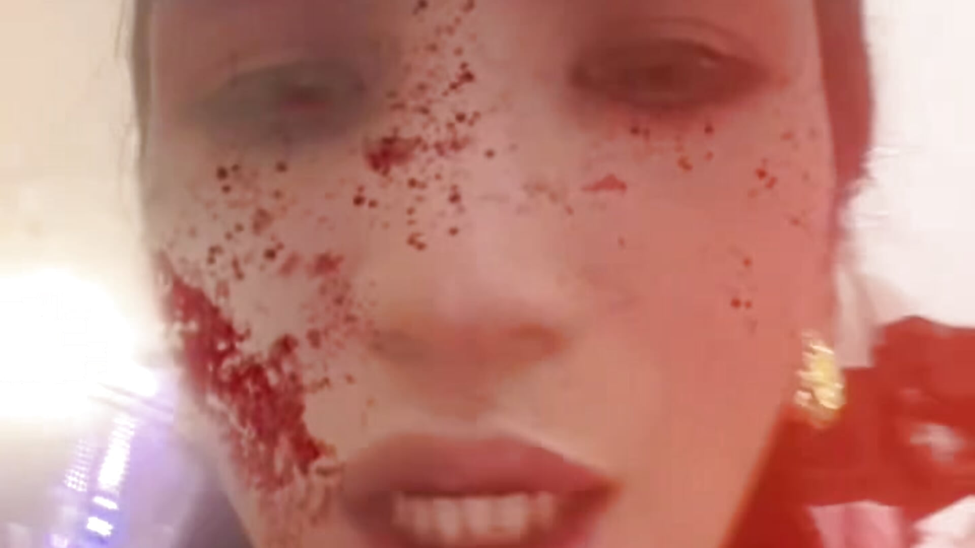 cfbd2e0598b442608fd56a537086cf56.mov - video của người mẫu cam redhotties