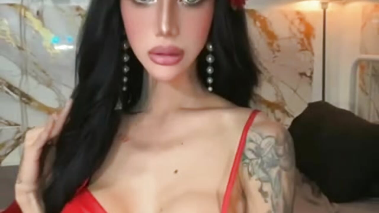 I wouldn't be called RED for nothing , remember! - video oleh redhotties kamera model