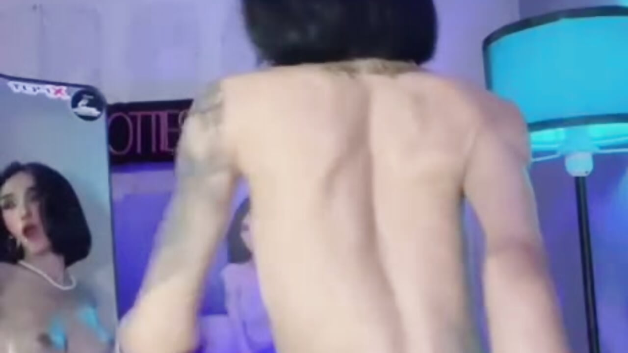 NEW ANAL & DILDO PLAYING - vidéo du modèle de showcams redhotties