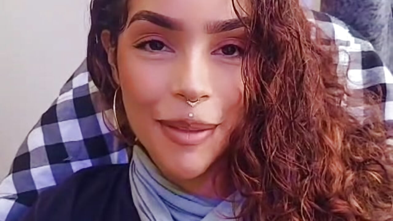 Me😘 - video by roxanne_dl cam model