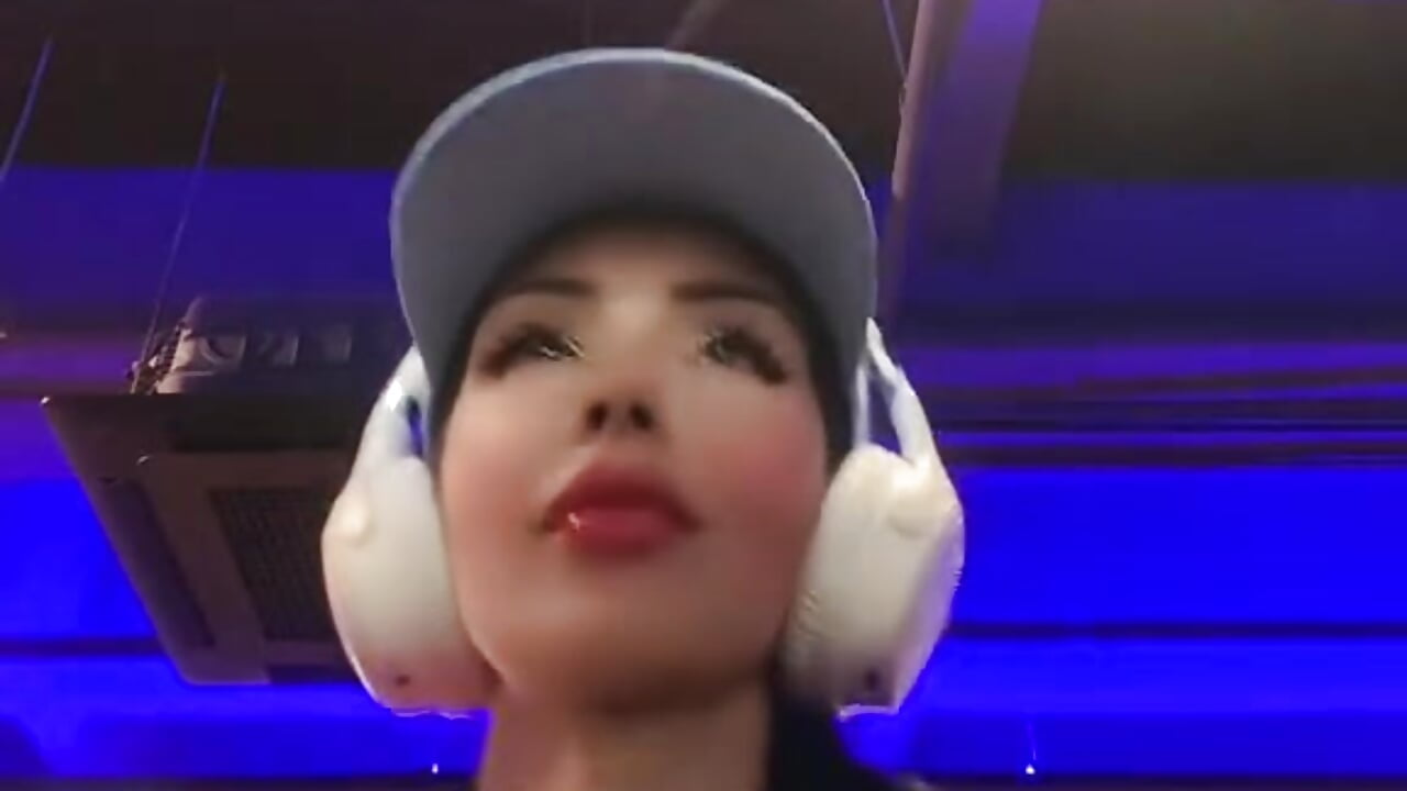 Gym✨ - video oleh model kamera Emely_florence_