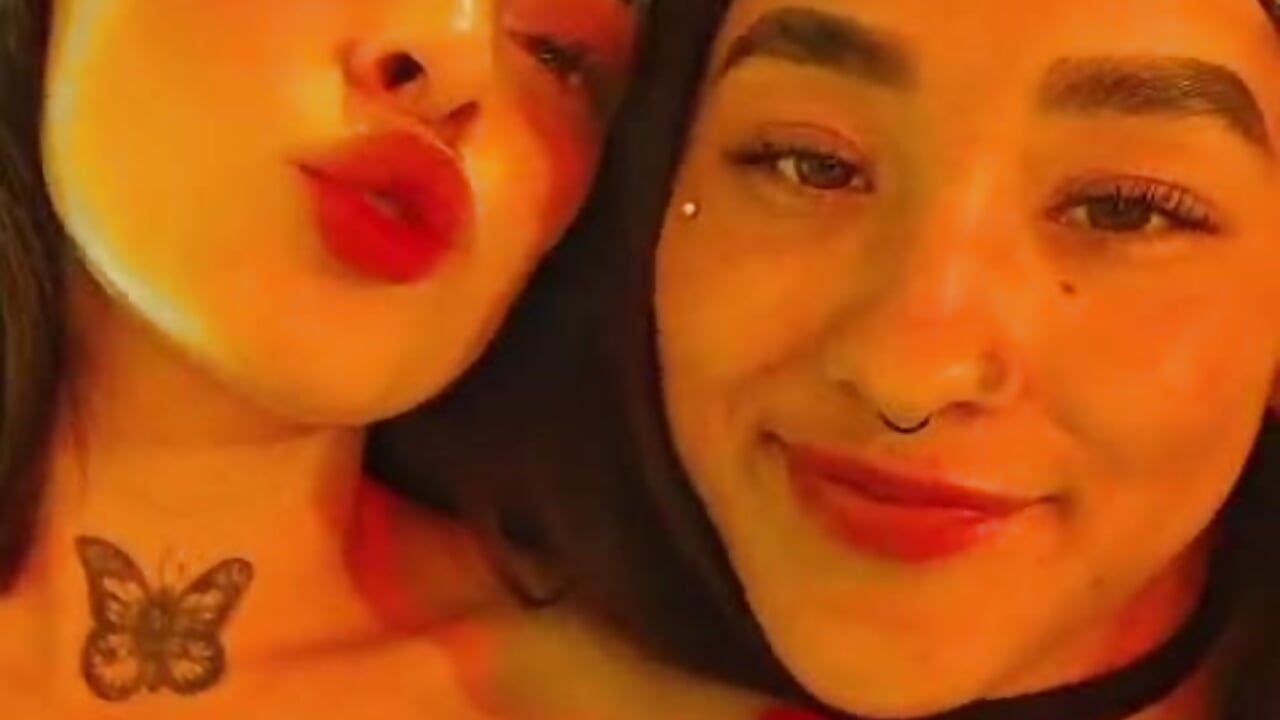 WhatsApp Video 2025-11-11 at 3,54,12 PM - video by _lesbihard777 cam model