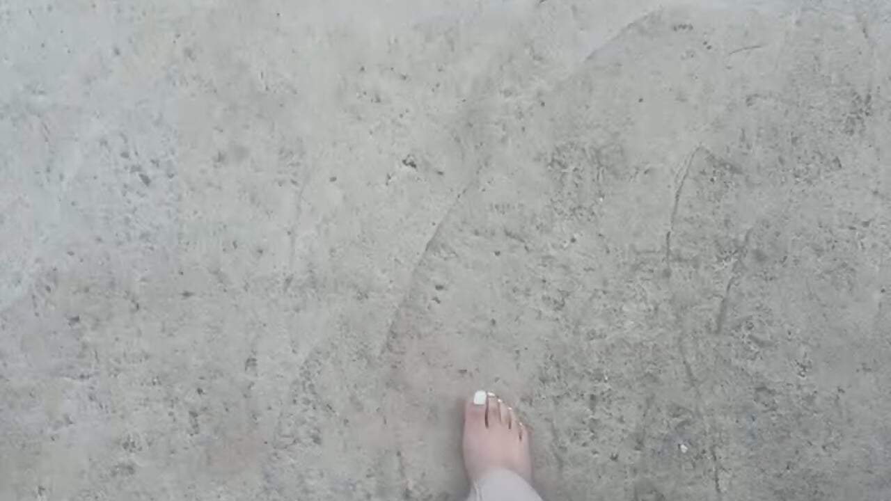 show dirty feet fetish