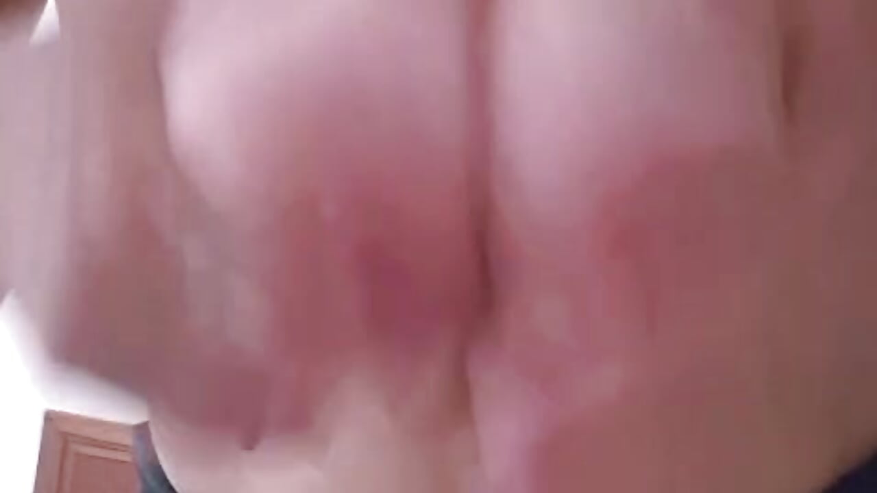 Le mie tettone al primo Piano - video by sabrinavogliosa cam model