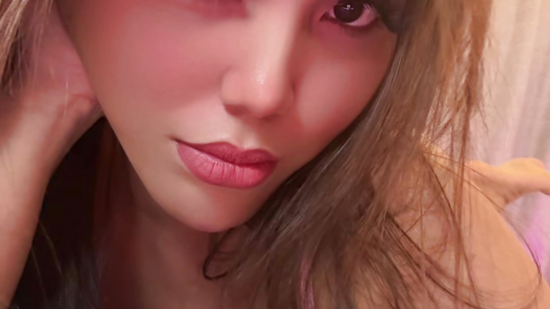 v14044g50000d1dhdgvog65hf0r4a9pg - video by YourSexyMaria cam model