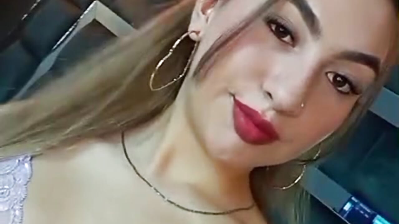 Let me show you how deep I can take it… join me 💋👑－カメラキャストのChloeJoness_の動画