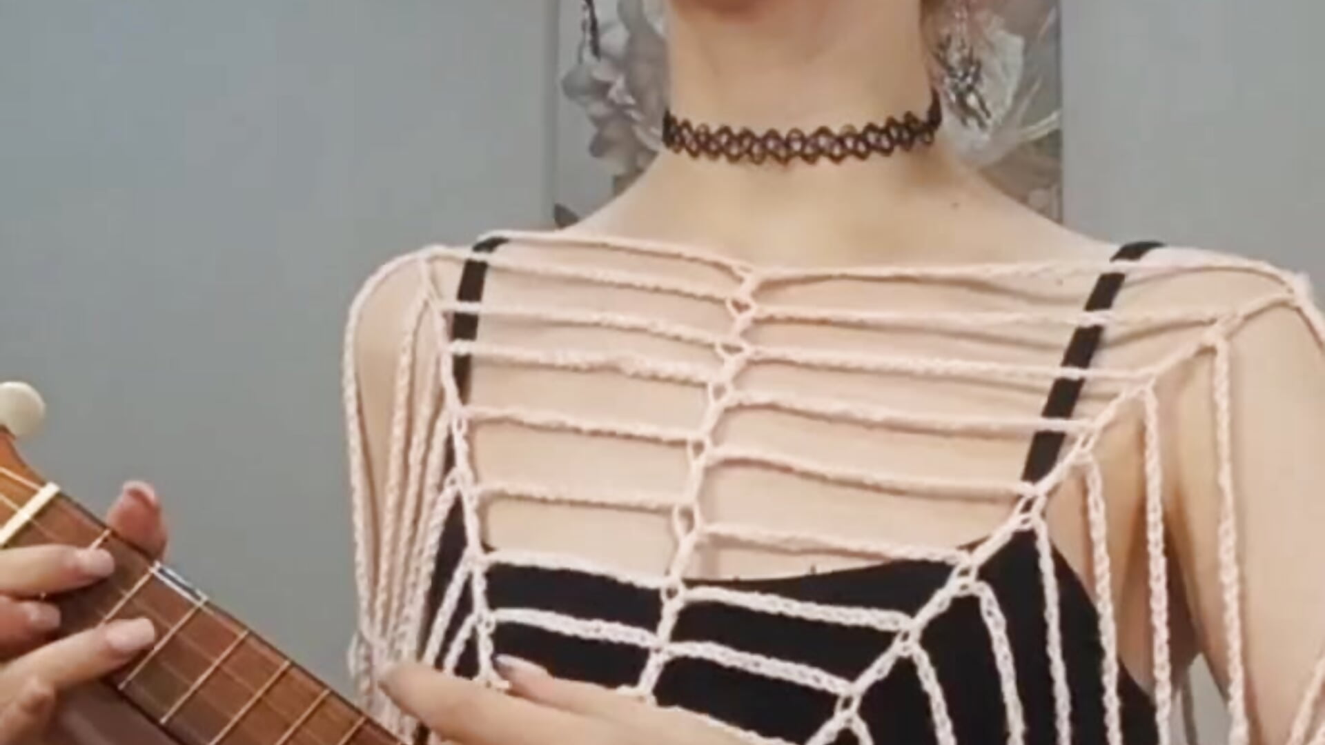 singing - video by MistyMarlo cam model